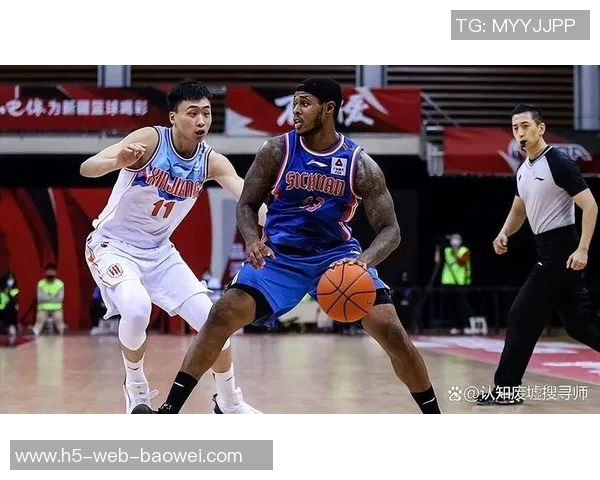 亨特首发表现抢眼24分钟内高效20分助球队赢得胜利