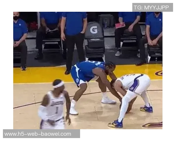 霍华德建议湖人留住卡鲁索和波普并签回考辛斯以增强夺冠实力 霍华德建议湖人留住卡鲁索和波普并签回考辛斯以增强夺冠实力