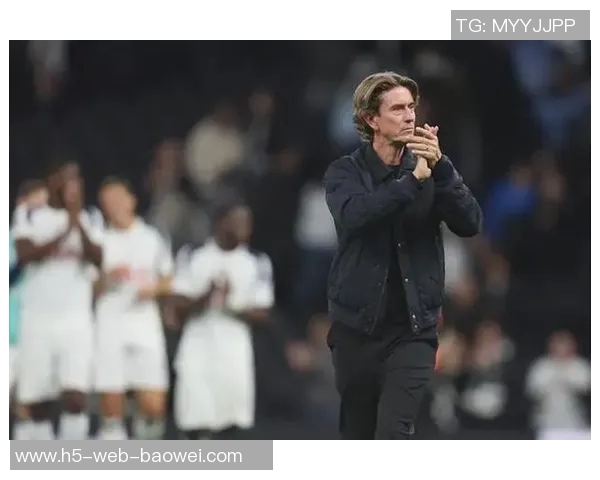 弗兰克赛后与莫耶斯共饮解压同行者理解彼此的心情